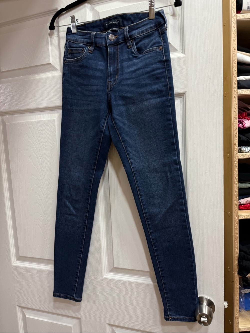 Aeropostale Women's Dark Wash Skinny Jeans